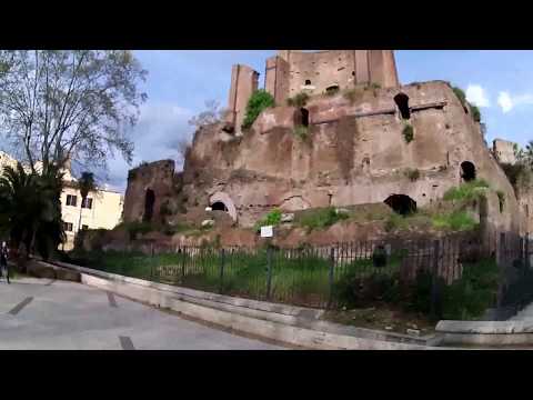 Praça Vittorio Emmanuelle II em Roma