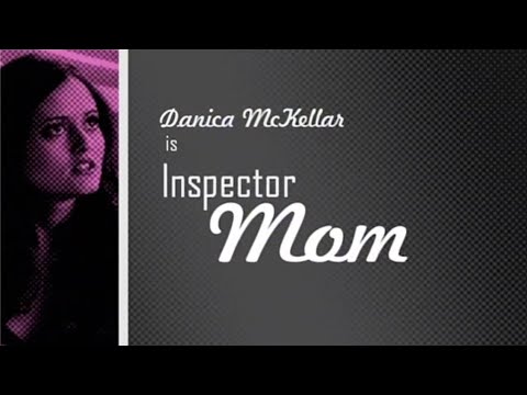 Inspector Mom - The Corpse's Costume