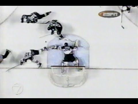 Buffalo Sabres - Dallas Stars meet November 16, 2000 for a Stanley Cup Finals rematch