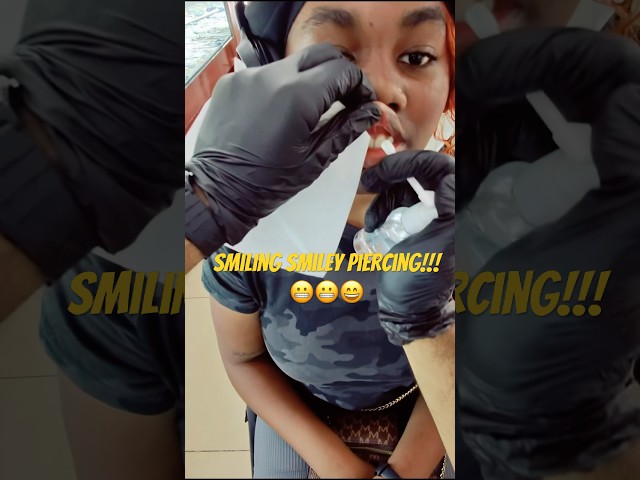 Vídeo relacionado con Crdifu plata Smiley Piercing joyería 16G tigre vampiro dientes uñas boca Piercing colmillos anillos Cosplay Halloween