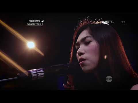 Isyana Sarasvati - I Can't Make You Love Me - Special Performance at Breakout Showcase