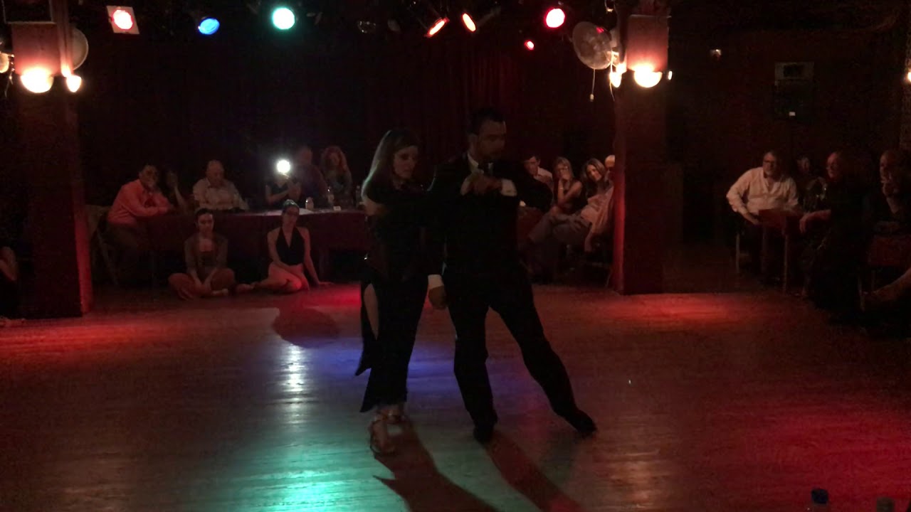 Carolina Bonaventura y Leandro Gómez - 2 - "A quien le puede importar"