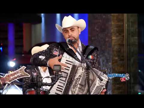 Los Varones De Culiacan - El Cigarro Relajante (En Vivo 2018)