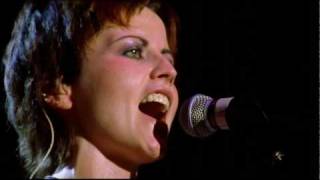 The Cranberries - Free to Decide (Live in Paris 1999)