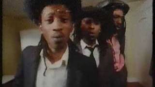 ASWAD - CHASING FOR THE BREEZE 1984