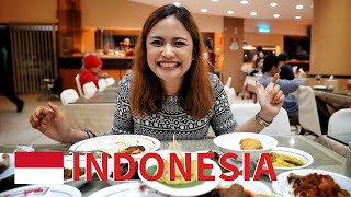 Exploring STREET FOOD in CENTRAL JAKARTA at night, INDONESIA 🇮🇩
