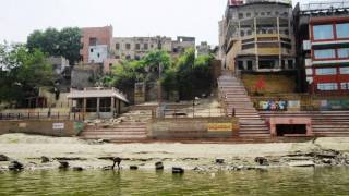 preview picture of video 'Varanasi Ghats Photo Slide Show'