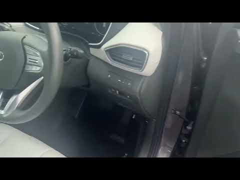 Hyundai Santa Fe 1.6 PHEV 4WD Executive Plus Auto - Image 2