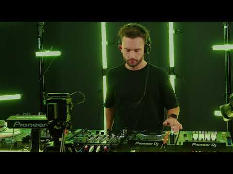 Sammy Porter - 1 hour of house & garage track IDs