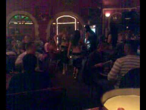 julia bikova u Gypsy King Umcari