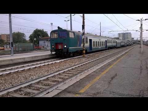 E464 260+5 piano ribassato 1965 - Milano Greco 14/10/2015