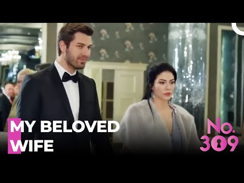 Lale Is The Star Of The Company's Coctail - No.309