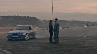 Lirik Lagu Moment - Bazzi: I'm Falling In And Out Of Focus, I Swear I Didn't Even Notice