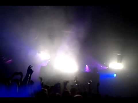 Michael woods playing some mashup of "i said" and "hey girl hey boy" @ Goodgreef Tall Trees 6/5/2012