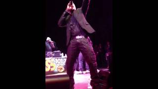 Raheem DeVaughn at The Queen