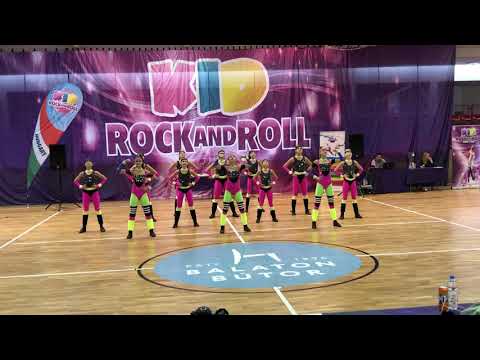 2021.05.15. Fireballs – Girls nagyformáció, Főnix SE, döntő, Veszprém