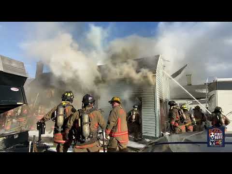1/10/22-Buffalo FD Working Garage Fire at 194 James Street