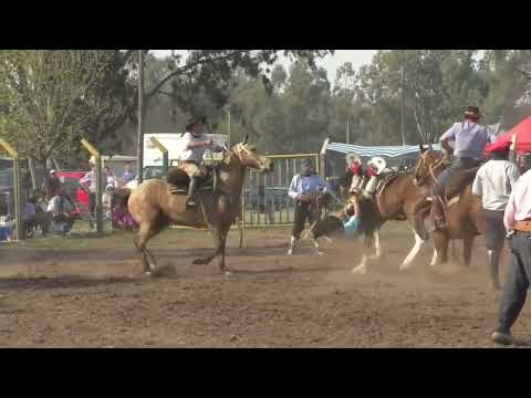 Campereada en Falucho, La Pampa. Carlos y Agustín Reale.