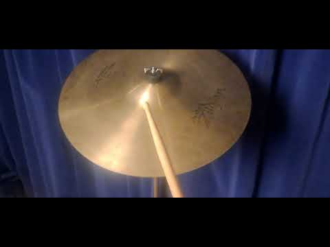 Immagine Zildjian Avedis 18in Medium Thin Crash - 2