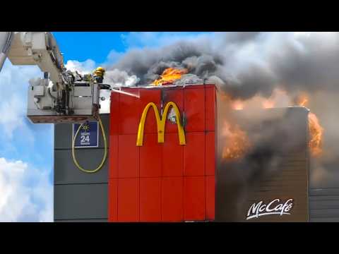 Increíbles Derrumbes de Edificios y Errores de Construcción Captados por las Cámaras