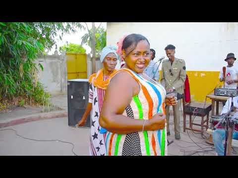 Badi Tora na E'sir ya bozzoh -   Afadhali Amekwenda(officialvideo)