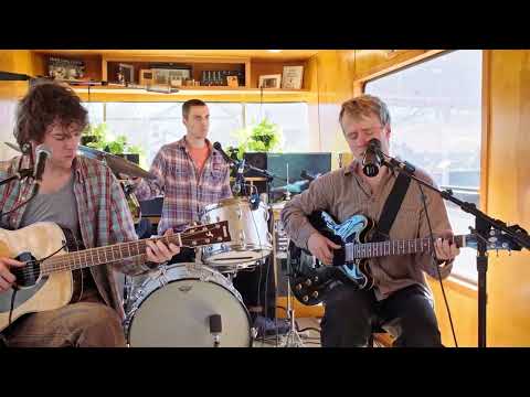 The Slaps - A Compromised Dirt