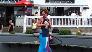 preview picture of video 'Hula Hoop Girl @ Old Orchard Beach'