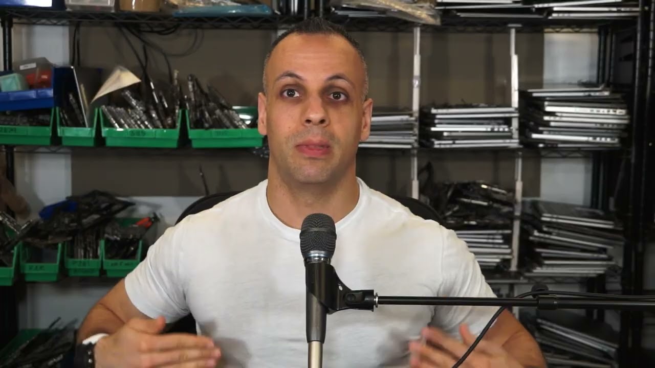 Austria knows how to deal with an airline that screws the customer - seizes their entire plane