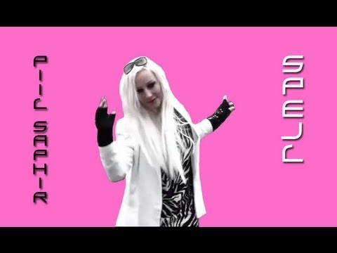 Piil Saphir ♥ Spejl (Official Music Video)
