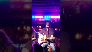 David lee Murphy and Gary Allen (dust on the bottle) live.