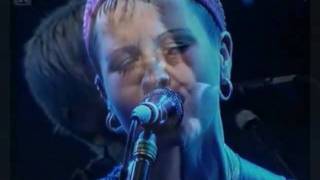 Daffodil Lament - The Cranberries