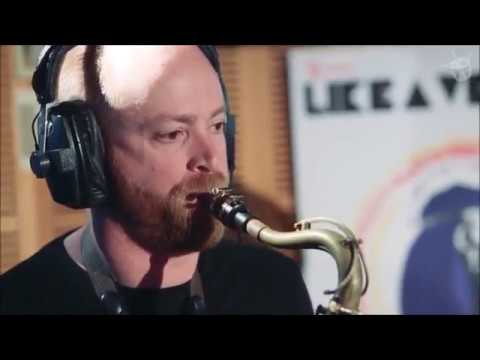 Elk Road Ft  Natalie Foster - Hanging By a Thread  (saxophone snapshot)