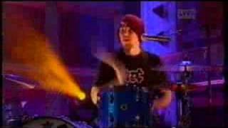 Dum Dums - Army of Two Live&amp;Kicking Performance