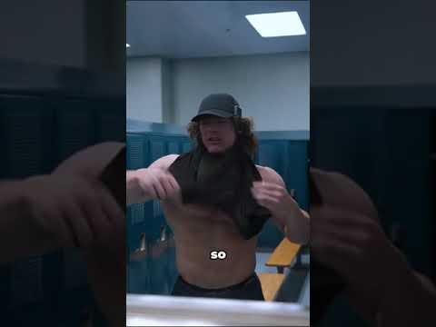 Sam Checks Chest Pump | Fall Cut Day 43 - Chest and Side Delts