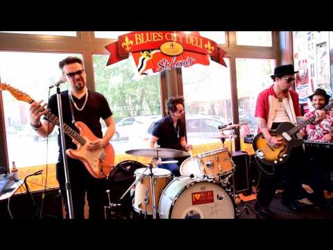 Igor Prado Band at the Blues City Deli - No More Doggin'