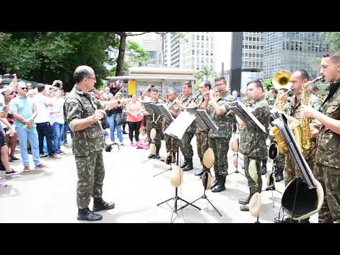 Banda do 4 BIL na Paulista - Black Sabath, Scorpions e Iron Maiden