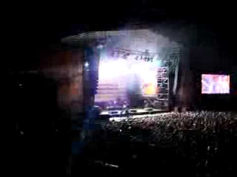 Rise against prayer of the refugee live @ taubertal 2011