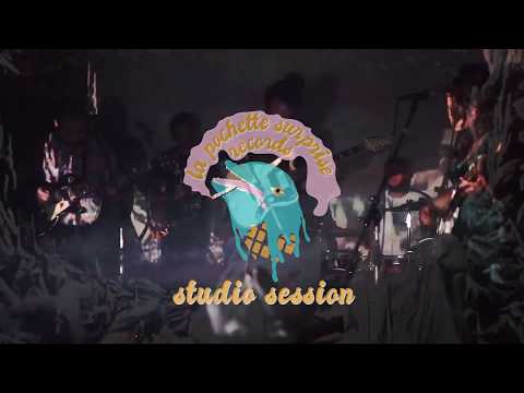 Melting Palms - Azrael (Live at La Pochette Surprise Studios)
