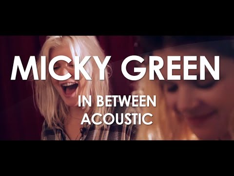 Micky Green - In Between  - Acoustic [ Live in Paris ]