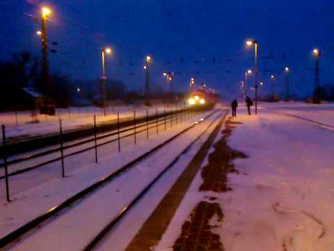 Miért nem jó egy áthaladó vonatot kamerázni télen?