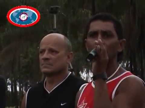 Capoeira na Praça Mestre Onça Tigre: II Aulão no Zoo de Brasília. Escola Porto de Zumbi. 07set05. 01