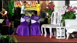 Download lagu Mega arwana cakrul feat nella karisma mp3 Download lagu Mega arwana cakrul feat nella karisma mp3