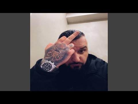 Pljacka Usred Kvarta