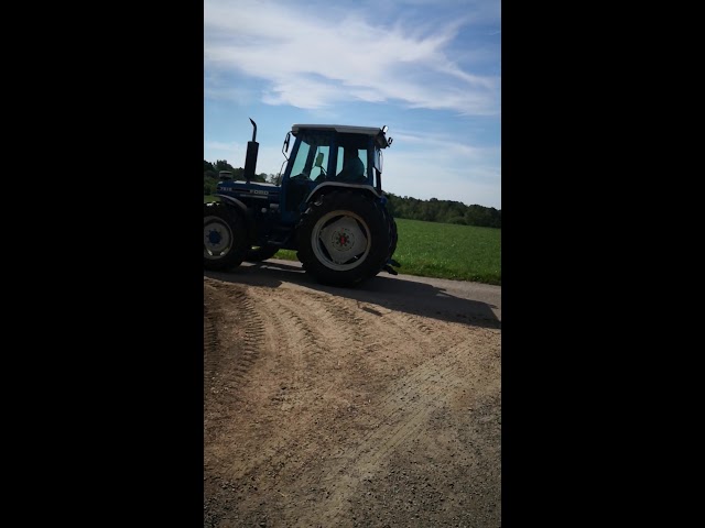 586333 Tractor FORD 7610 / II 4WD -88