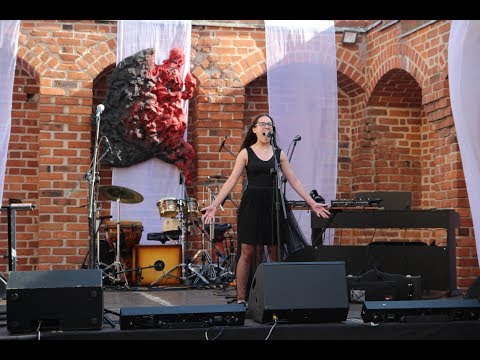 Wiktoria Krakowska - "Tango na głos, orkiestrę i jeszcze jeden głos"