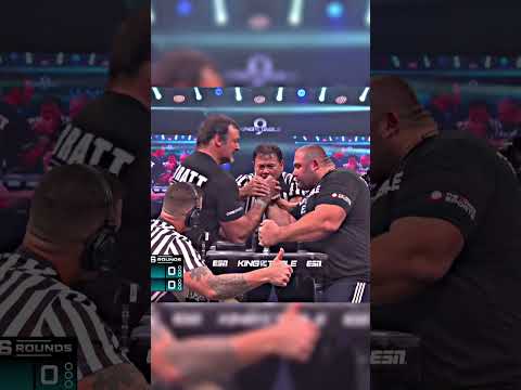 Devon Larratt TEACHES Georgi Tsvetkov A LESSON #1 #armwrestling #short #shorts #trending #viral #fyp