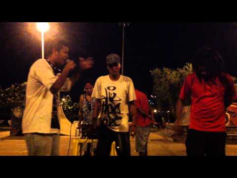 Batalha da Pista (21/02/2015) - Jhonn (Jesus) vs Samora (Hitler) 1º round