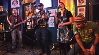 The Porchlights - Icicles - Live at the Wine Cafe 01-11-2014