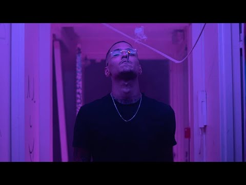 Freeze corleone - Moncler feat. La F (clip non officiel )