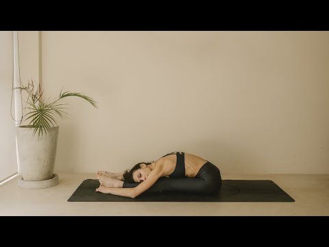 Inner Light Flow | Routine douce de yoga pour se détendre